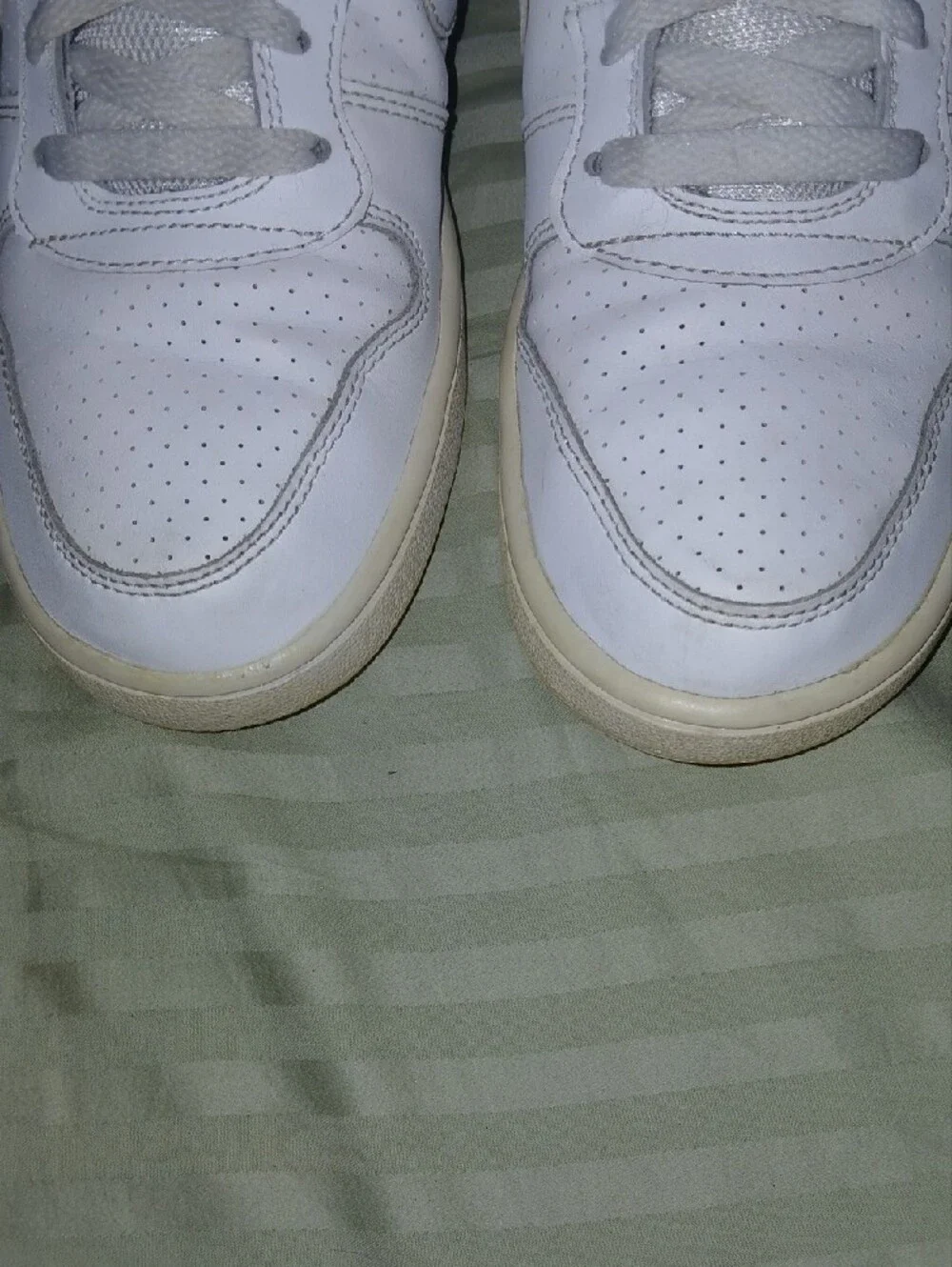 Womens Nike Court Burrough Mid Triple White Hi Top Sneakers Sz: 6.5
